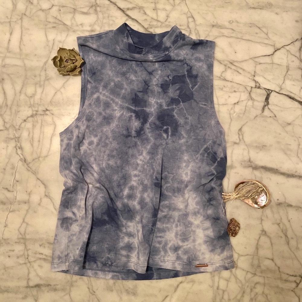 Spiritual Gangster Cloud Wash Blue Muscle Tank - Picture 6 of 8